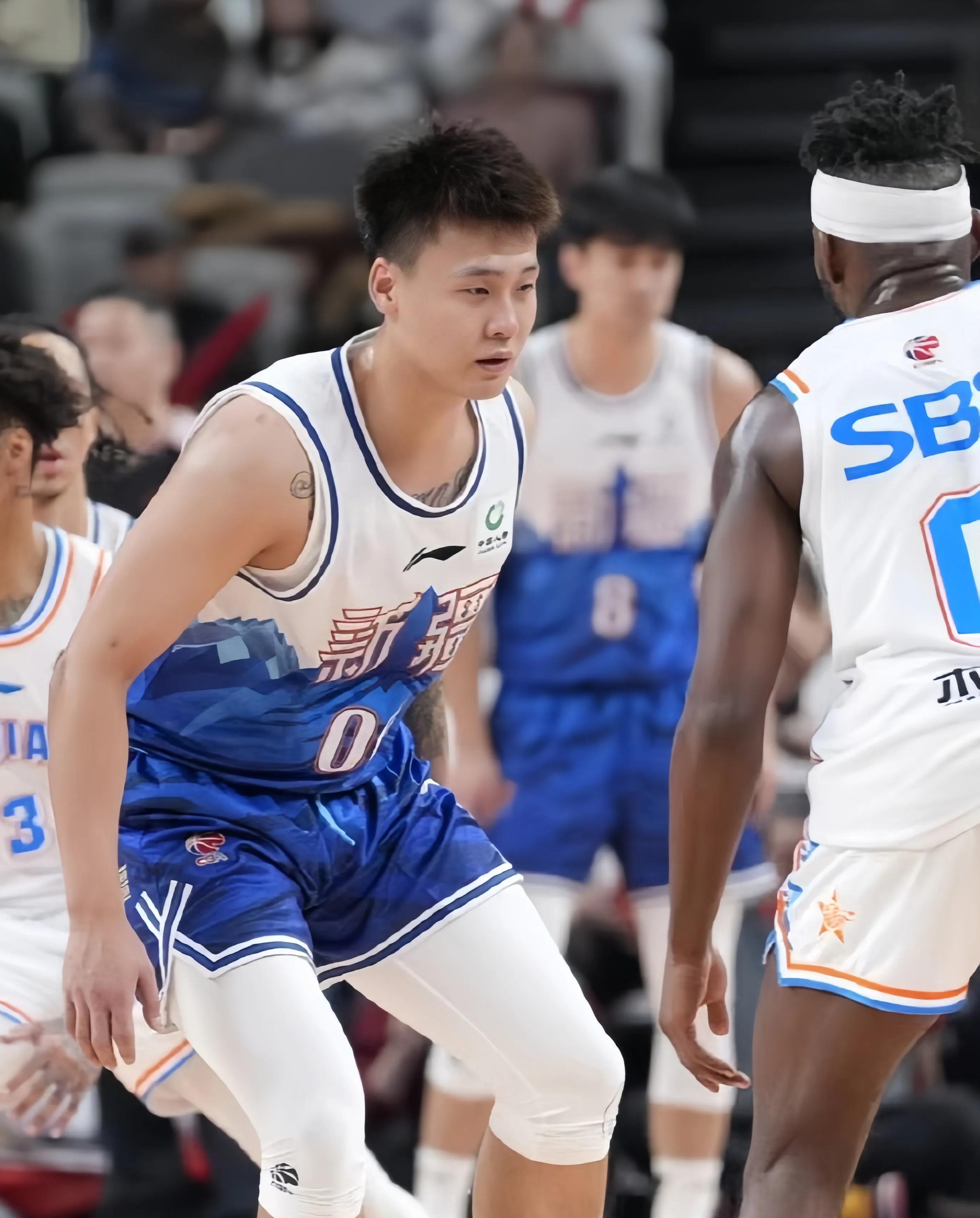 CBA季后赛集结日再迎强敌；亚特兰大刷新队史纪录；主帅态度——悬念犹存；赛程密集仍需轮换